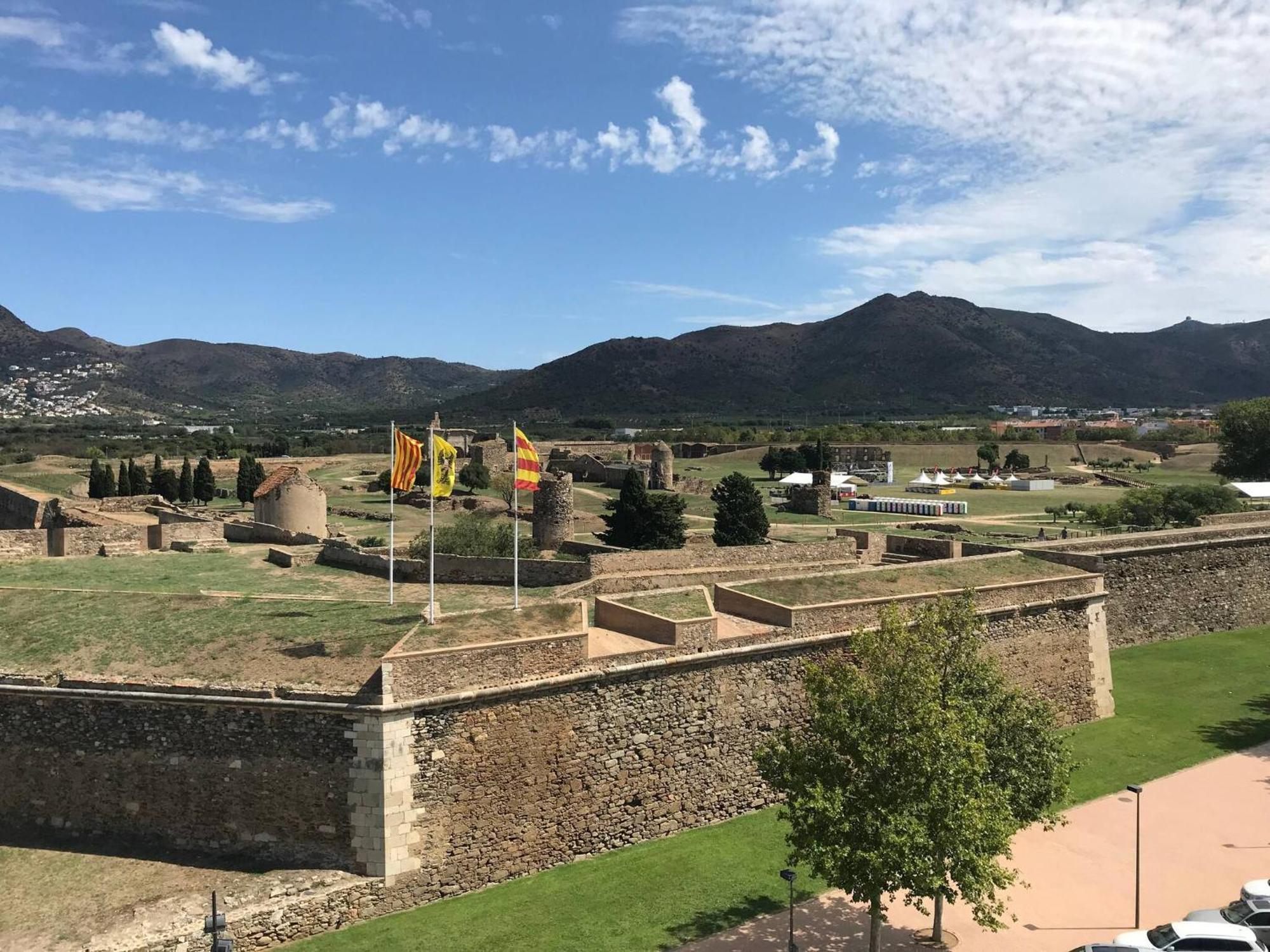 فيلا Casa Con Vistas Al Mar Y A La Montana En La Almadrava روساس المظهر الخارجي الصورة
